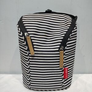 Skip Hop Grab & Go Double‎ Bottle Cooler 24 oz Black White Stripe Insulated